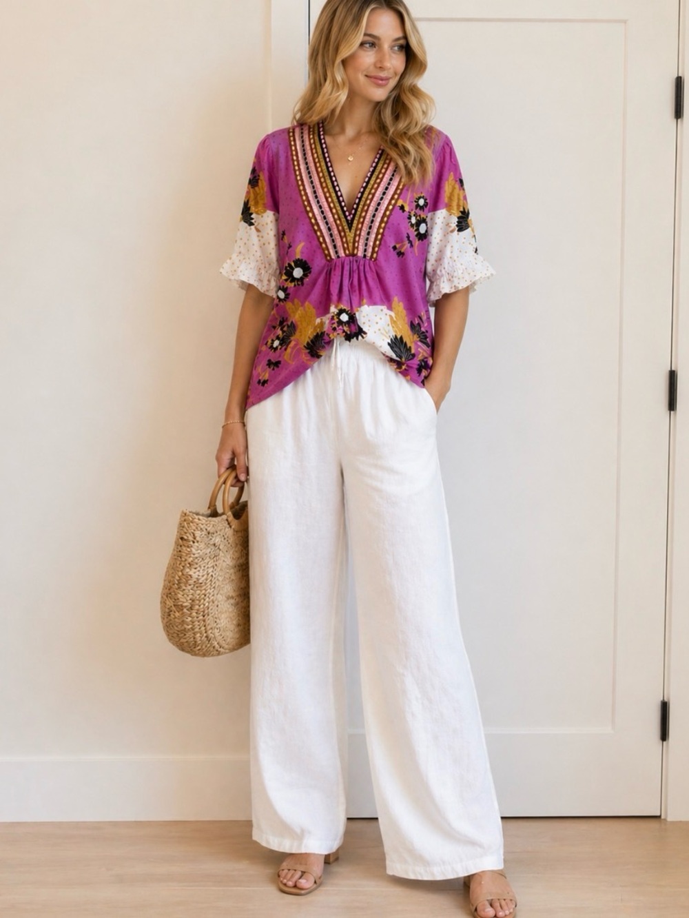 Anthropologie Floral V-Neck Blouse in Mauve and Cream Medium